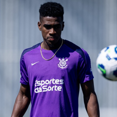Corinthians recusa proposta milionária por Félix Torres e mantém zagueiro no elenco